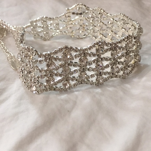 Glass Rhinestone choker - Picture 4 of 8